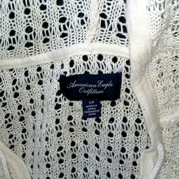 Hooded American Eagle outfitters cover up sweater - Picture 2 of 3